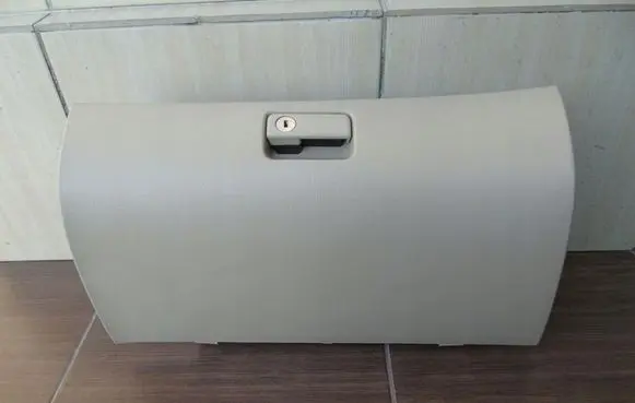 Toyota Avensis T250 Glove box set 5555005070