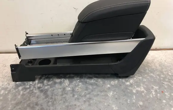 Opel Meriva B Center console 13411103BILI 13411103