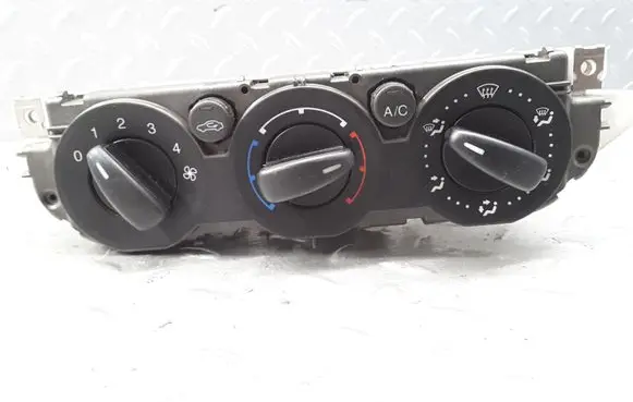 Ford Focus Climate control unit 3M5T19980BD 69607321