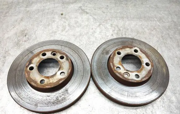 Volkswagen Transporter - Caravelle T5 Front brake disc