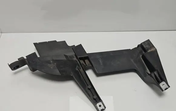 BMW X3 E83 Headlight/headlamp mounting bracket 1301073025