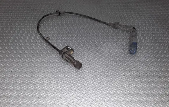 BMW 5 E39 ABS brake wheel speed sensor