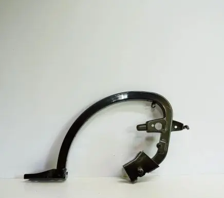 Audi A3 S3 8V Tailgate/trunk/boot hinge 8V5822301