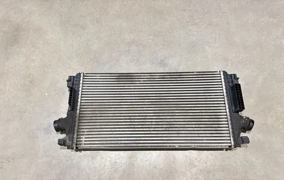 Opel Astra J Intercooler radiator