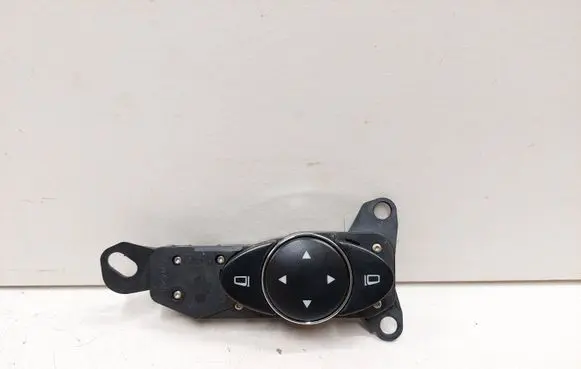 Mercedes-Benz E W211 Wing mirror switch 2118215779 03211035