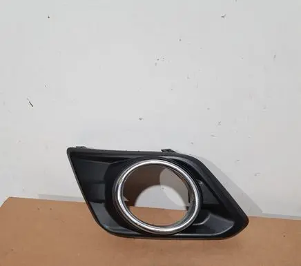Nissan X-Trail T32 Fog light bracket 622574BA0B
