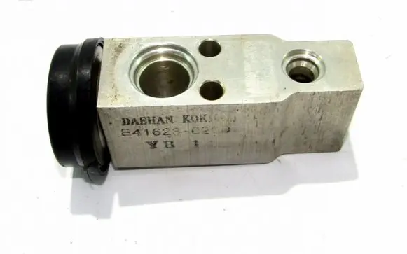 Air conditioning (A/C) expansion valve