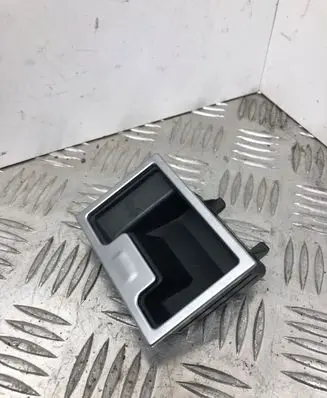 BMW 3 F30 F35 F31 Car ashtray 314220000 000033718 7034090