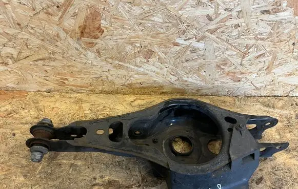 Toyota RAV 4 (XA50) Rear upper control arm/wishbone