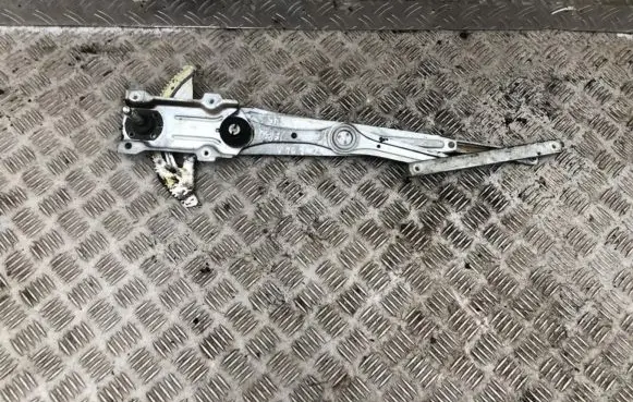 Toyota Corolla Verso AR10 Sliding door window regulator with motor 698400f010