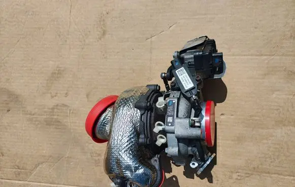 Audi SQ7 Turbo 057145653AC