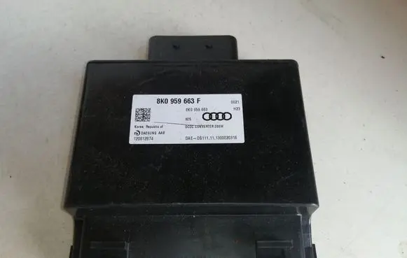 Audi A6 S6 C7 4G Voltage converter/converter module 8K0959663F