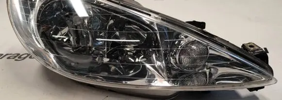 Peugeot 206 Headlight/headlamp 9628666780