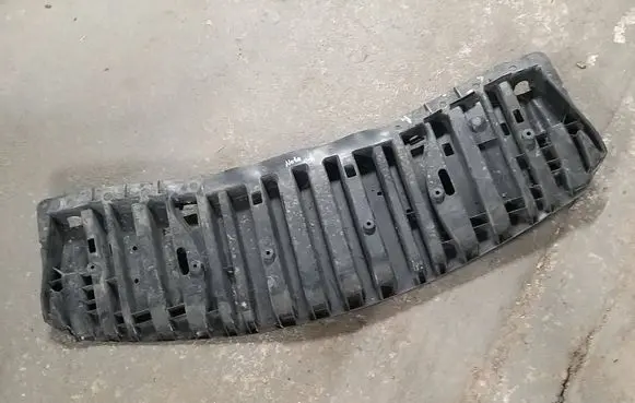 Nissan Note (E12) Front bumper skid plate/under tray 626603VU0A