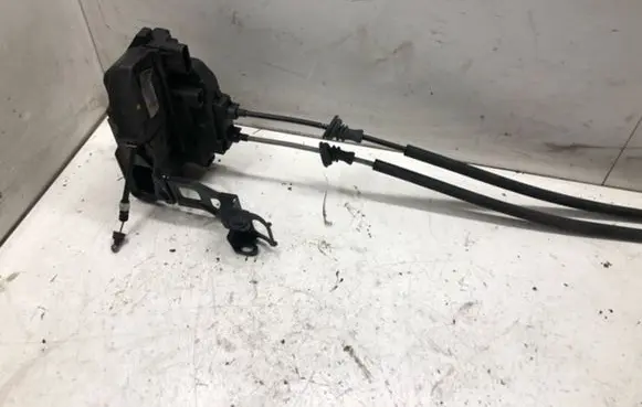 Hyundai Santa Fe Front door lock 813102B070BF1
