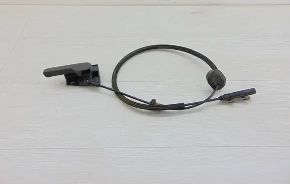 Volkswagen Jetta V Engine bonnet/hood lock release cable 1K1823535A