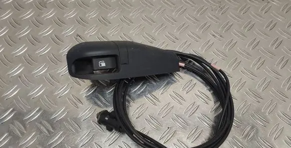Toyota GT 86 Fuel cap flap release cable 