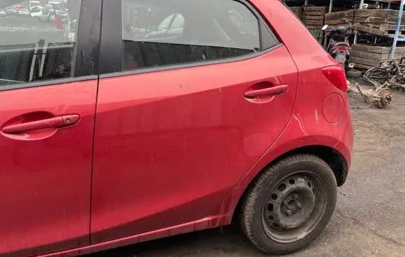 Mazda 2 Rear door
