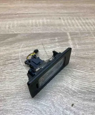 Audi A4 S4 B8 8K Number plate light 8T0943021 WithPlug
