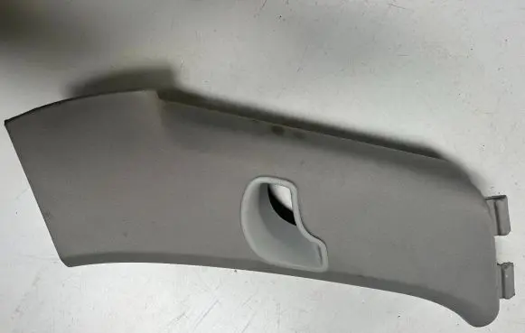 Volkswagen Touareg II (C) pillar trim 7P6867241G