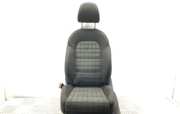 Audi Q3 8U Front driver seat 