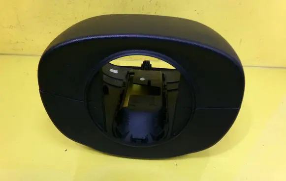 Citroen C5 Steering wheel column trim 9682431577