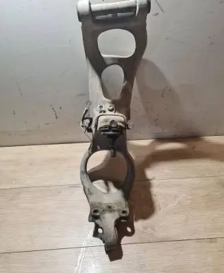 Peugeot 407 Front lower control arm/wishbone 944552280G