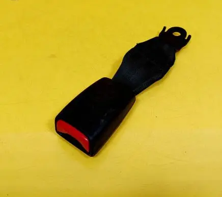 Mitsubishi Outlander Rear seatbelt buckle 