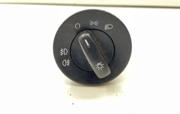 Skoda Octavia Mk2 (1Z) Light switch 1Z0941431C