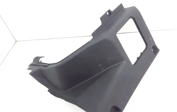 Toyota Auris E180 Seat trim 7697302010
