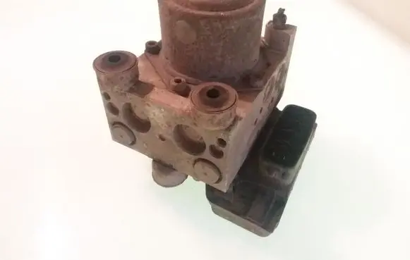 Mazda 6 ABS Pump GJ6E437A0 3318E0174