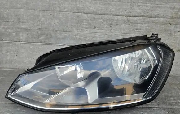 Volkswagen Golf VII Headlight/headlamp 5G1941005 90023345