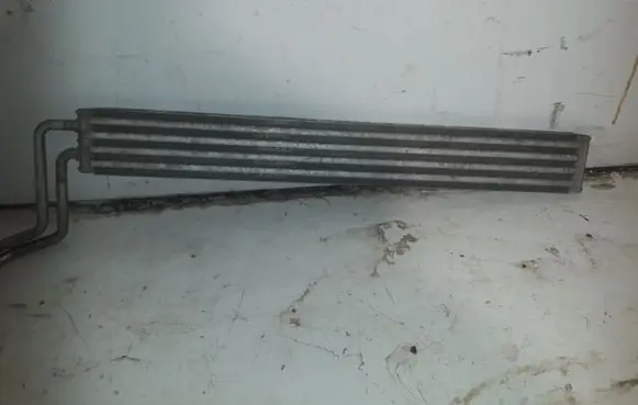 Audi Q7 4L Power steering radiator 7L8422885A