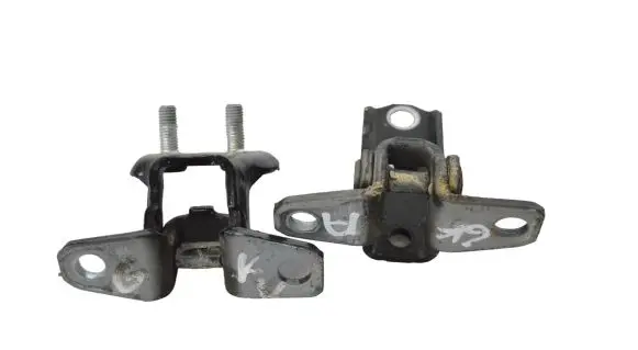 Mitsubishi Outlander Rear door lower hinge