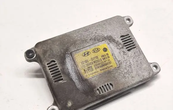 Headlight ballast module Xenon