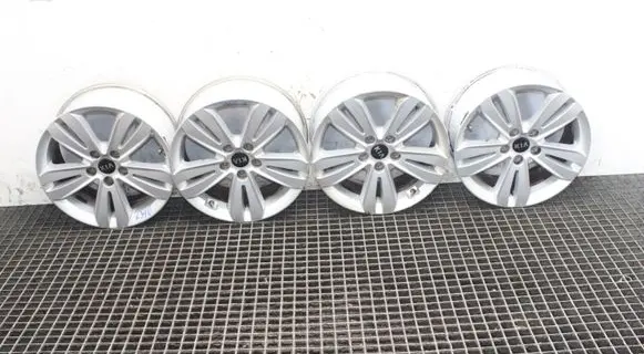 KIA Sportage R17 alloy rim 52910F1200