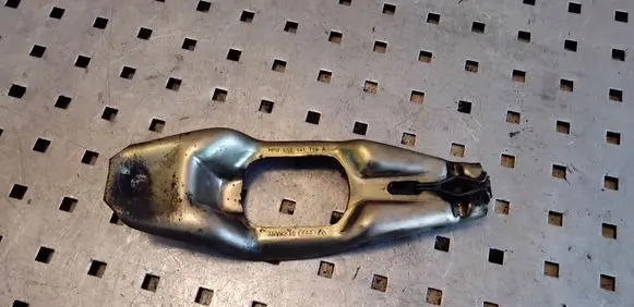 Audi 80 90 S2 B4 Clutch release arm fork 012141719A