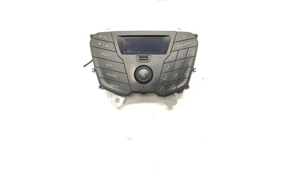 Radio/CD/DVD/GPS head unit