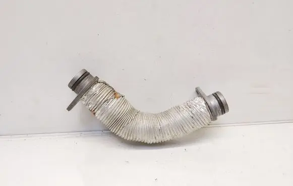 BMW 2 F45 Engine coolant pipe/hose