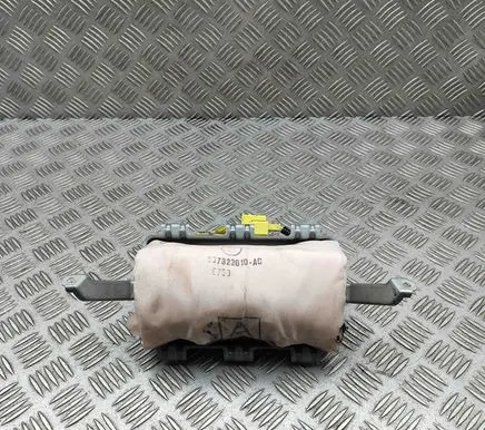 Toyota Auris E180 Passenger airbag 307822520 307822520AB