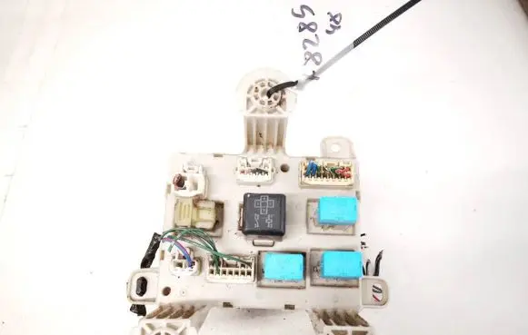 Toyota Previa (XR30, XR40) II Fuse box set