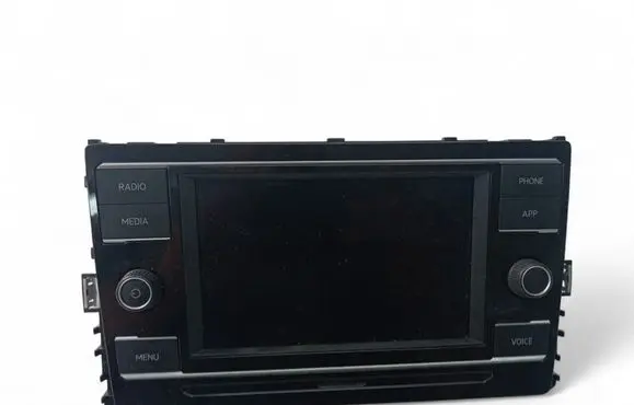 Volkswagen Jetta VII Radio/CD/DVD/GPS head unit 2GA035869