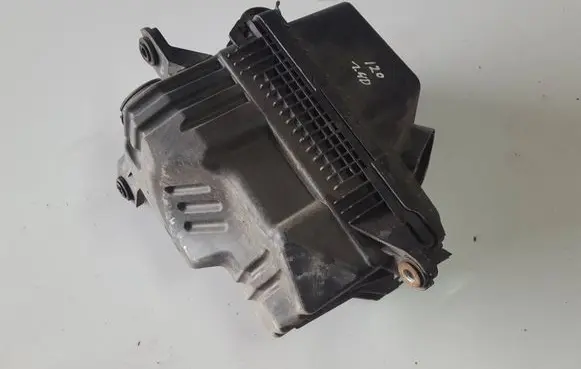 Hyundai i20 (PB PBT) Air filter box 