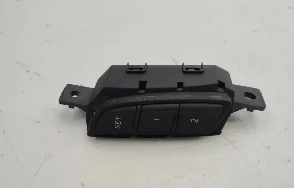 Mazda CX-5 II Seat memory switch 
