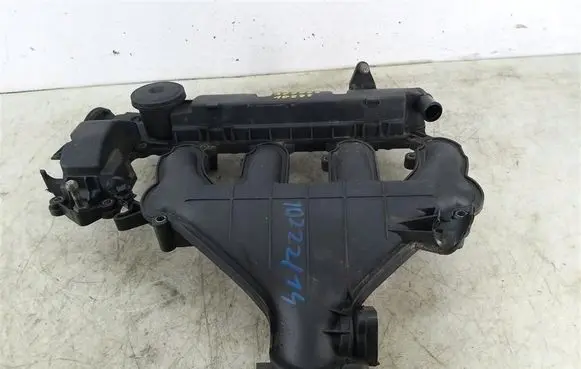 Peugeot 407 Intake manifold 9645977980