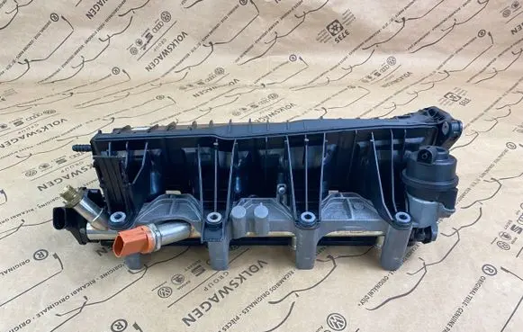 Audi A8 S8 D4 4H Intake manifold 079133110BF