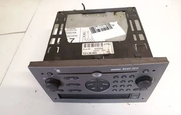 Radio/CD/DVD/GPS head unit