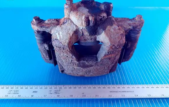 Chevrolet Cruze Front brake caliper