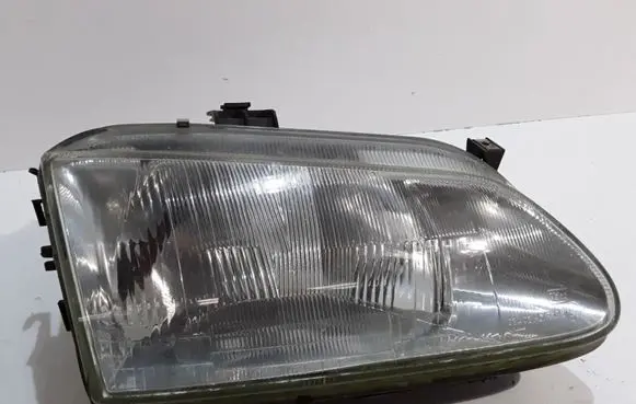 Renault Megane I Headlight/headlamp