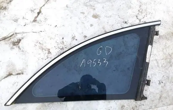 Mercedes-Benz R W251 Rear side window as2